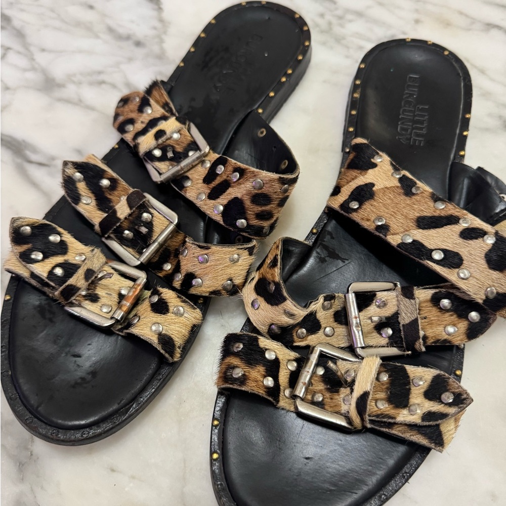 Leopard Print Sandals with Buckle Detail - Little Burgandy